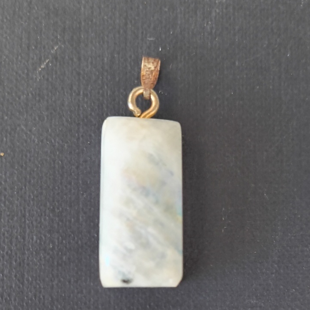 Rainbow Moonstone Pendant